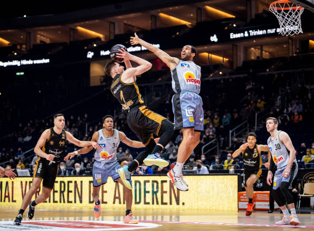 作为阿里巴 作为阿里巴