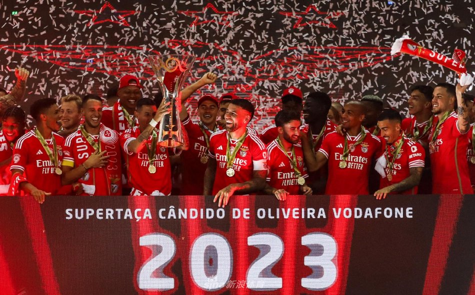 更多的国际 更多的国际