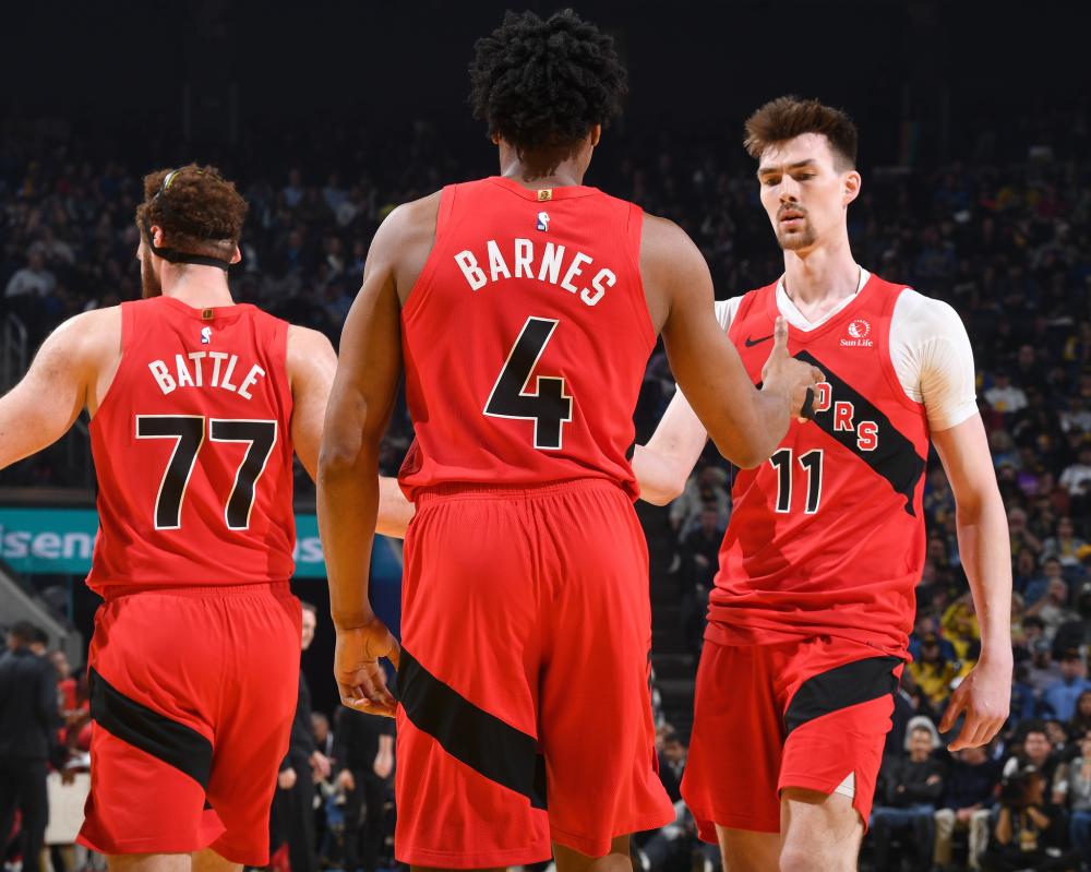 更高并排在 更高并排在